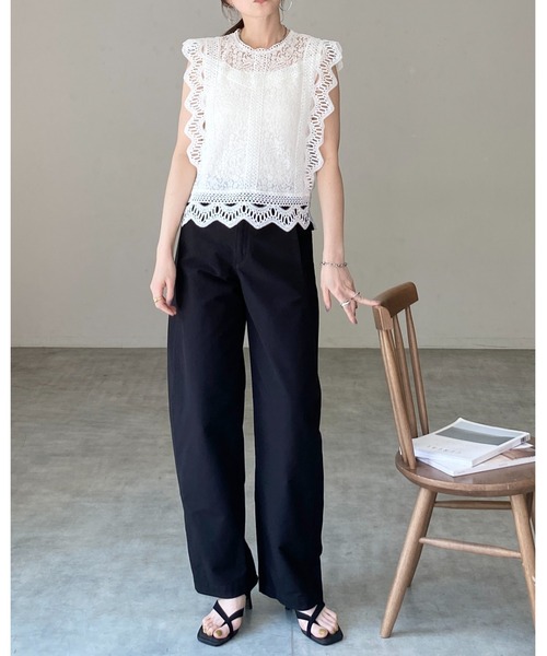 She's Closet(シーズクローゼット)の「フレンチスリーブ ショート丈 シアー スカラップレースブラウス(シャツ/ブラウス・レディース・ホワイト/ブラック/アイボリー・FREE)」の21枚目の写真