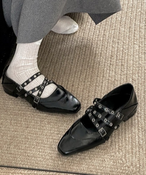 Vipoa(ヴィポア)の「Rivet Buckle Mary Jane Shoes(サンダル・レディース・ブラック/シルバー・SMALL/LARGE/MEDIUM)」の20枚目の写真