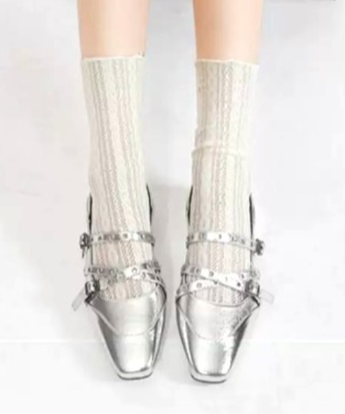 Vipoa(ヴィポア)の「Rivet Buckle Mary Jane Shoes(サンダル・レディース・ブラック/シルバー・SMALL/LARGE/MEDIUM)」の11枚目の写真