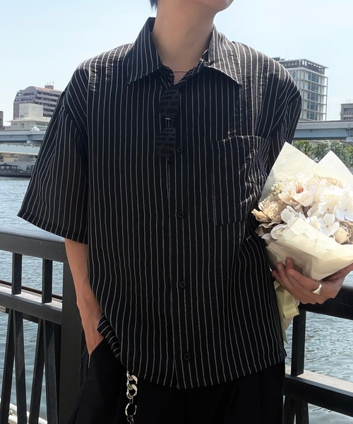 UNDERSTATEMENTs(アンダーステイトメント)の「【ユニセックス】ストライプシアーシャツ(シャツ/ブラウス・メンズ・ブラック/ブルー・MEDIUM/LARGE)」の6枚目の写真
