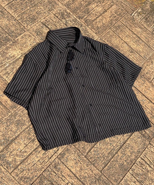 UNDERSTATEMENTs(アンダーステイトメント)の「【ユニセックス】ストライプシアーシャツ(シャツ/ブラウス・メンズ・ブラック/ブルー・MEDIUM/LARGE)」の15枚目の写真