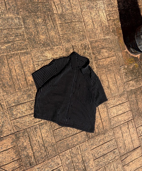 UNDERSTATEMENTs(アンダーステイトメント)の「【ユニセックス】ストライプシアーシャツ(シャツ/ブラウス・メンズ・ブラック/ブルー・MEDIUM/LARGE)」の11枚目の写真