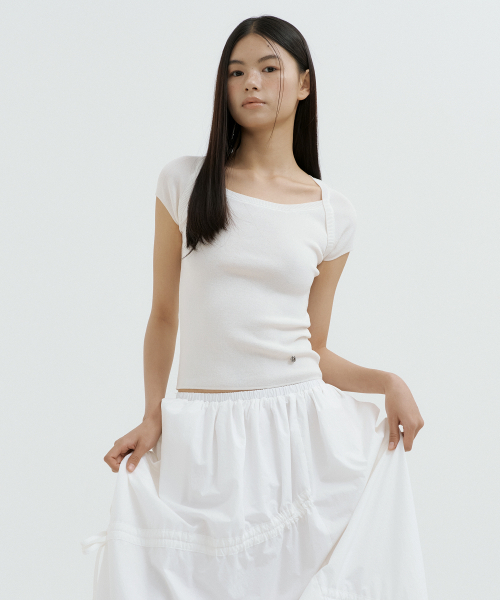 LUCIR ZU（ルシールズ）の「Boatneck Bolero Knit Top (ivory)（ニット/セーター・レディース・その他・FREE）」の2枚目の写真