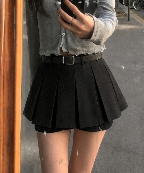LADY LIKE(レディライク)の「爆盛れ脚長ベルト付きボックスプリーツ見せパンミニスカート(スカート・レディース・ブラック/グレー・M)」の12枚目の写真