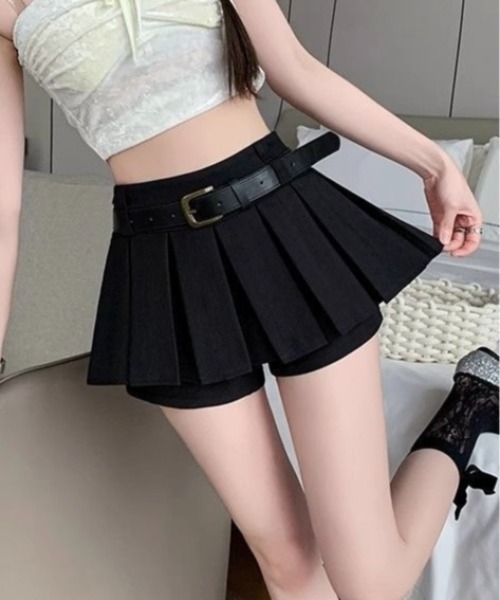 LADY LIKE(レディライク)の「爆盛れ脚長ベルト付きボックスプリーツ見せパンミニスカート(スカート・レディース・ブラック/グレー・M)」の20枚目の写真