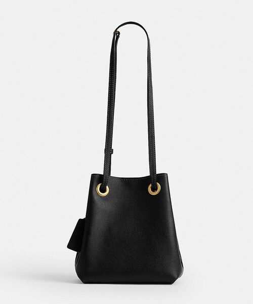 COACH(コーチ)の「ジェイド ドローストリング バッグ(ショルダーバッグ・レディース・ブラック系その他・ONE)」の6枚目の写真