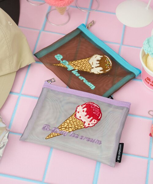 BIRTHDAY BAR(バースデイバー)の「B-DAYアイスクリーム 刺繍メッシュポーチ(ポーチ・レディース・ブラウン/シルバー・0)」の3枚目の写真