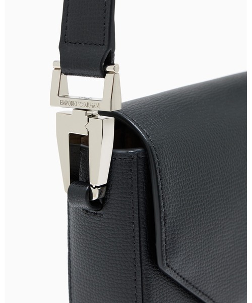 EMPORIO ARMANI(エンポリオアルマーニ)の「【エンポリオ アルマーニ】Emporio Armani 1981 レザーショルダーバッグ(ショルダーバッグ・レディース・ダークウッド/ブラック・FREE)」の22枚目の写真