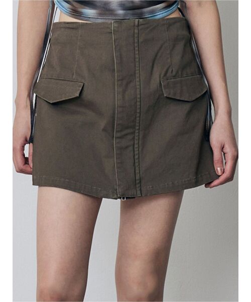 MURUA(ムルーア)の「フロントZIPドッキングスカートパンツ 夏服(その他パンツ・レディース・カーキ/ベージュ/ブラック・1/2)」の3枚目の写真