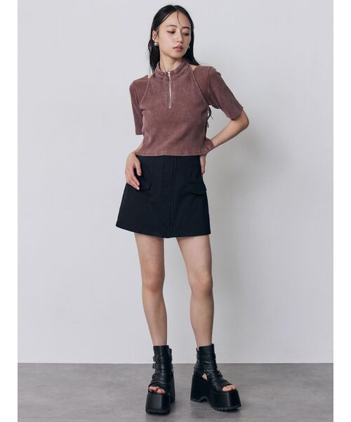 MURUA(ムルーア)の「フロントZIPドッキングスカートパンツ 夏服(その他パンツ・レディース・カーキ/ベージュ/ブラック・1/2)」の17枚目の写真