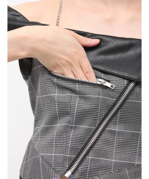 GYDA(ジェイダ)の「ZIP designフェイクレザードッキングラメcheckブラウス(シャツ/ブラウス・レディース・ブラック/ブラウン・FREE)」の8枚目の写真