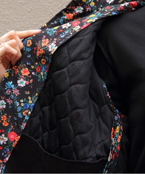 MEYAME(メヤメ)の「MEYAME/メヤメ フラワーキルトジャケット FLOWER QUILTED JACKET MEY-2508(その他アウター・レディース・ブラック/ホワイト・FREE)」の5枚目の写真