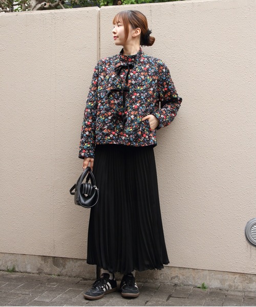 MEYAME(メヤメ)の「MEYAME/メヤメ フラワーキルトジャケット FLOWER QUILTED JACKET MEY-2508(その他アウター・レディース・ブラック/ホワイト・FREE)」の11枚目の写真