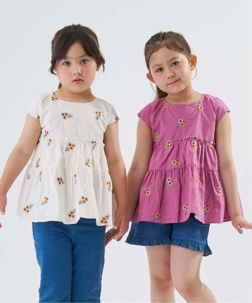 Lycee mine(リセマイン)の「【綿100%】ひまわり総刺しゅうチュニック【子供服】【キッズ】【女の子】(シャツ/ブラウス・キッズ・アイボリー/プラム/ブラック/ネイビー・100cm/110cm/90cm/140cm/130cm/120cm)」の7枚目の写真