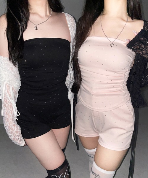 me+em select（ミームセレクト）の「【 セットアップ 】ラインストーンベアトップ＋ハイウエストショートパンツ SET ／ 【 SETUP 】Rhinestone bare tops ＋ high waist short pants SET　※※（セットアップ・レディース・ピンク/ブラック・FREE）」の5枚目の写真