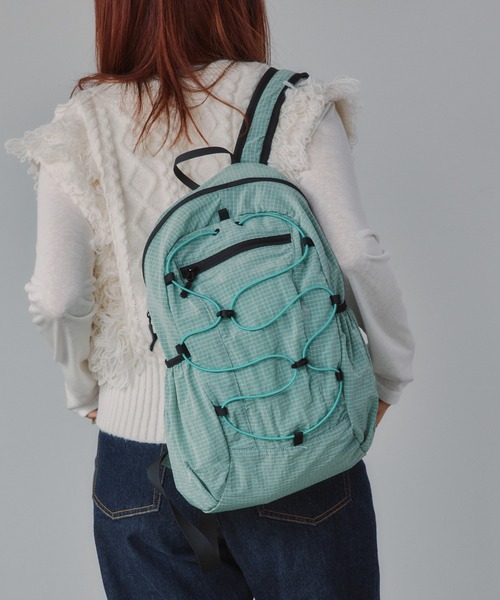 210nouve(トゥージュヌーブ)の「ドロスト ナイロン カラー バックパック / ナップサック(バックパック/リュック・レディース・アイボリー/パープル/ブラック/ブルーグリーン/ライトグリーン/ブラウン・FREE)」の4枚目の写真