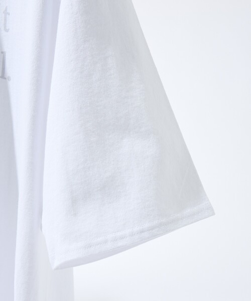 ABAHOUSE(アバハウス)の「SCENE GRAPHIC フォトTシャツ / リラックスフィット(Tシャツ/カットソー・メンズ・スミクロ/ホワイト・48/46)」の8枚目の写真