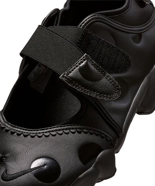 ADAM ET ROPE'(アダムエロペ)の「【NIKE(ナイキ)】Nike Air Rift Dot(スニーカー・レディース・ブラック・24/23/25)」の6枚目の写真