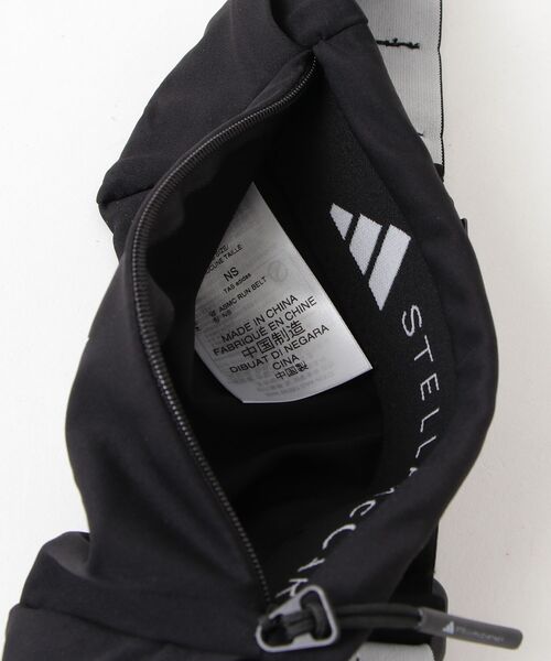 adidas by Stella McCartney（アディダスバイステラマッカートニー）の「adidas by Stella McCartney ランベルト【adidas by Stella McCartney】 / アディダス adidas（ボディバッグ/ウエストポーチ・レディース・ブラック・FREE）」の9枚目の写真