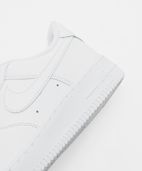 NIKE(ナイキ)の「<NIKE>ウィメンズ AIRFORCE 1 '07 スニーカー(スニーカー・レディース・ホワイト・24.5cm/25cm/24cm/23cm/23.5cm)」の15枚目の写真