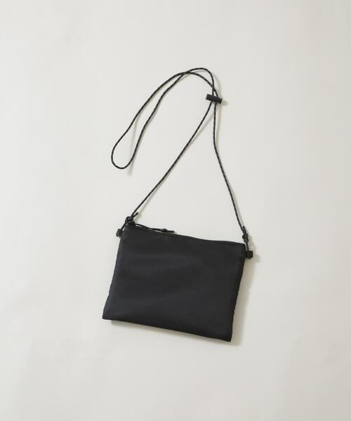 +phenix(プラスフェニックス)の「+phenix/別注 +phenix NYLON SACOCHE(ショルダーバッグ・メンズ・ブラック・FREE)」の2枚目の写真