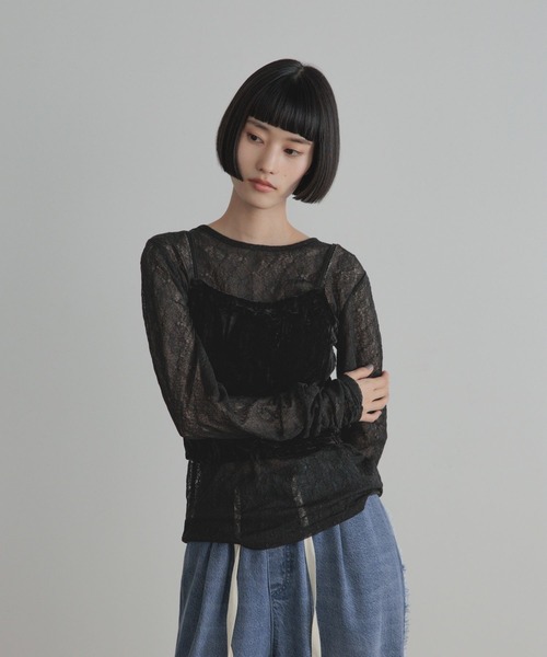 LOWRYS FARM（ローリーズファーム）の「クシュクシュレースプルオーバーＬＳ 1052797（Tシャツ/カットソー・レディース・ブラック/ホワイト/アイボリー・FREE）」の4枚目の写真