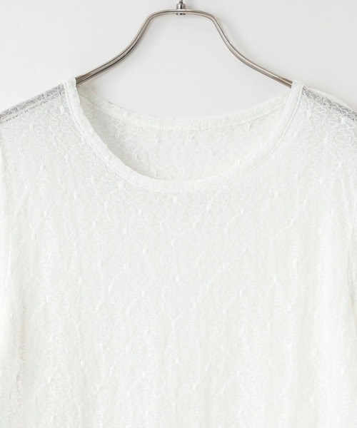LOWRYS FARM（ローリーズファーム）の「クシュクシュレースプルオーバーＬＳ 1052797（Tシャツ/カットソー・レディース・ブラック/ホワイト/アイボリー・FREE）」の8枚目の写真