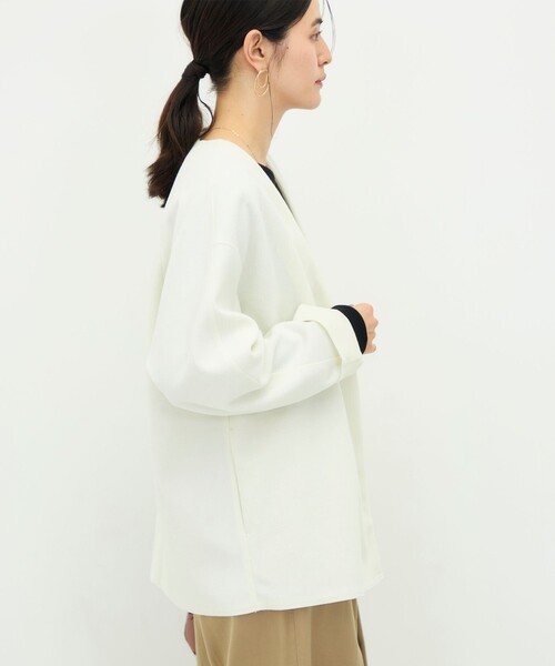 NOLLEY’S（ノーリーズ）の「《防シワ/ストレッチ》ウォッシャブルストレッチジャージハオリ（ブルゾン・レディース・オフホワイト/グレイッシュベージュ/ブラック・36/38）」の15枚目の写真