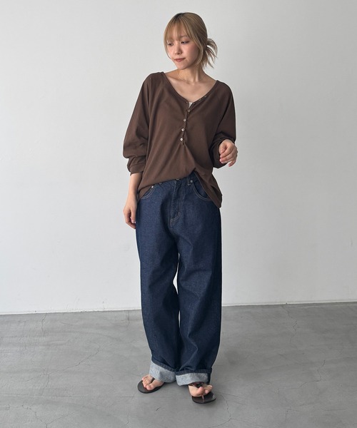 CANAL JEAN（キャナルジーン）の「El mar　ラグランヘンリーロンT（Tシャツ/カットソー・レディース・ブラウン/アッシュ/ホワイト・ONE SIZE）」の13枚目の写真