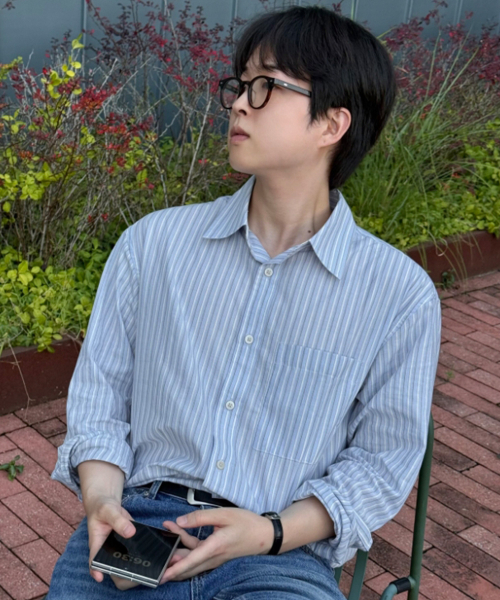 MINDBRIDGE（マインドブリッジ）の「[COUTURE] ストライプ オーバーサイズ 長袖 ポケット付きシャツ - 全3色（シャツ/ブラウス・メンズ・ダークベージュ/クリーム/ライトブルー・105/110/100/95）」の13枚目の写真