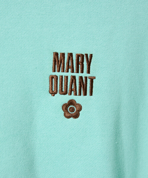 MARY QUANT(マリークワント)の「MARY QUANT × PUBLUX/マリークワント <ユニセックス>別注 裏起毛 クルーネック ロゴ スウェット プルオーバー 限定展開(スウェット・メンズ・グレー/ブラック/ブラウン/サックスブルー・SMALL/LARGE/MEDIUM)」の12枚目の写真