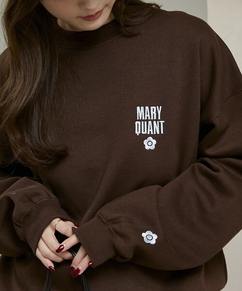 MARY QUANT(マリークワント)の「MARY QUANT × PUBLUX/マリークワント <ユニセックス>別注 裏起毛 クルーネック ロゴ スウェット プルオーバー 限定展開(スウェット・メンズ・グレー/ブラック/ブラウン/サックスブルー・SMALL/LARGE/MEDIUM)」の19枚目の写真