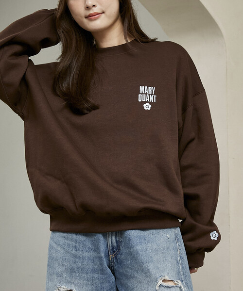 MARY QUANT(マリークワント)の「MARY QUANT × PUBLUX/マリークワント <ユニセックス>別注 裏起毛 クルーネック ロゴ スウェット プルオーバー 限定展開(スウェット・メンズ・グレー/ブラック/ブラウン/サックスブルー・SMALL/LARGE/MEDIUM)」の20枚目の写真