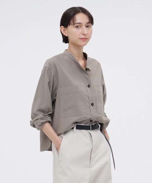 MHL.（エムエイチエル）の「FINE COTTON WOOL TWILL（シャツ/ブラウス・レディース・ブラック/グレー・2/1）」の2枚目の写真