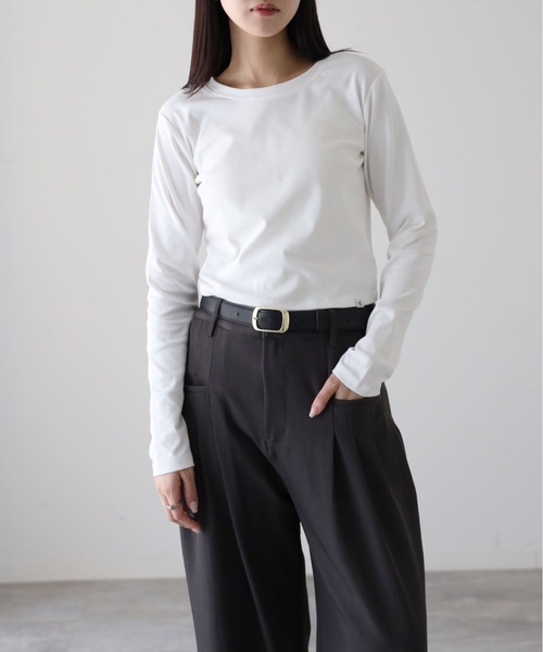 YENNA(イェンナ)の「ロングスリーブチビT/クロップドT(Tシャツ/カットソー・レディース・ブラック/アイボリー・FREE)」の9枚目の写真