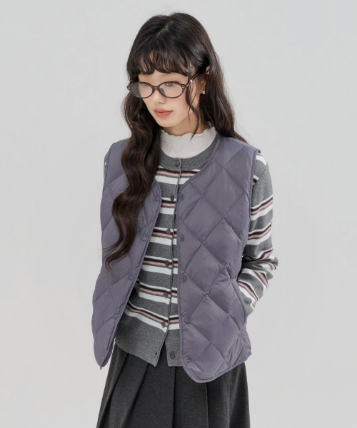 CHASECULT(チェイスカルト)の「レディース ライトダウン キルティング ベスト-FFZG7351C0T(ダウンベスト・レディース・バイオレット・85/90/95/100)」の5枚目の写真
