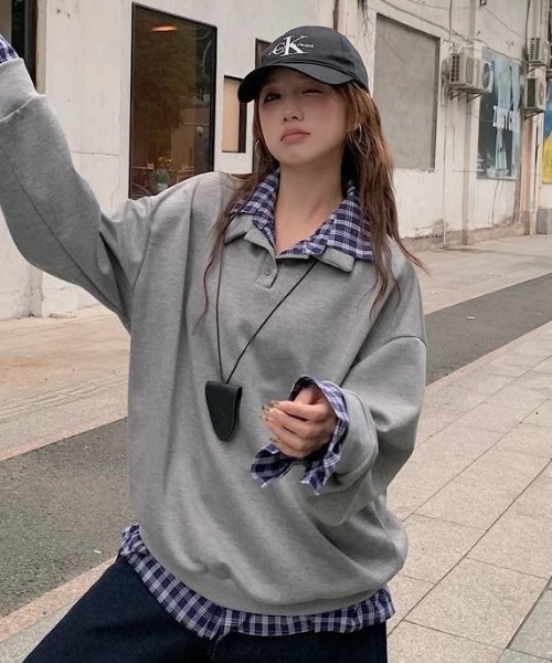 AVYL(アヴィル)の「チェックシャツドッキング ハーフジップスウェット(スウェット・レディース・グレー/ネイビー・M)」の4枚目の写真