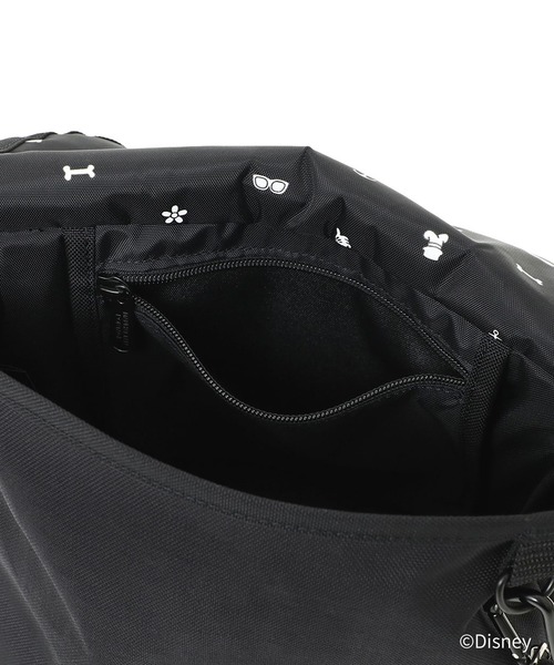 Manhattan Portage(マンハッタンポーテージ)の「NYLON MESSENGER BAG(XS)BACK POCKET W/ DIVIDER MAGNET / MICKEY / 26(メッセンジャーバッグ・レディース・ブラック・X-SMALL)」の8枚目の写真