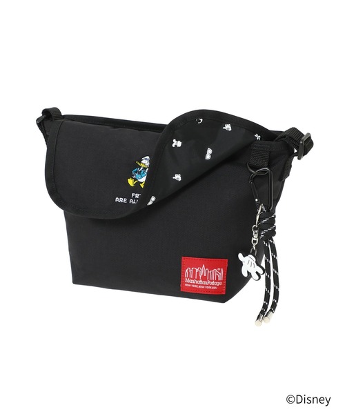 Manhattan Portage(マンハッタンポーテージ)の「NYLON MESSENGER BAG(XS)BACK POCKET W/ DIVIDER MAGNET / MICKEY / 26(メッセンジャーバッグ・レディース・ブラック・X-SMALL)」の10枚目の写真