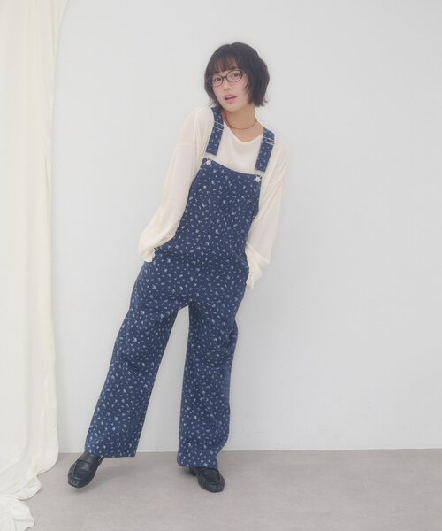 DISCOAT(ディスコート)の「【umm.】リボンポケット花柄サロペット(サロペット/オーバーオール・レディース・アイボリー/ネイビー・FREE)」の12枚目の写真