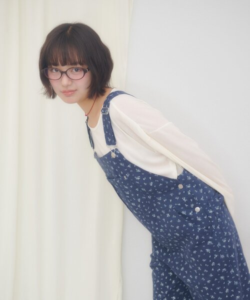 DISCOAT(ディスコート)の「【umm.】リボンポケット花柄サロペット(サロペット/オーバーオール・レディース・アイボリー/ネイビー・FREE)」の20枚目の写真