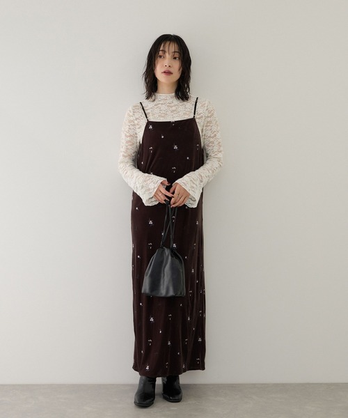 VIS(ビス)の「起毛レースフレアスリーブプルオーバー(Tシャツ/カットソー・レディース・ブラック/キナリ・FREE)」の21枚目の写真