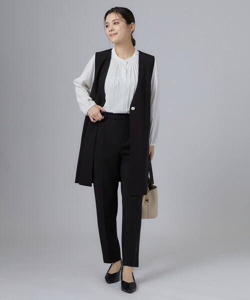 SHOO・LA・RUE(シューラルー)の「【セレモニー/通勤/S-3L】カットジョーゼットテーパードパンツ(その他パンツ・レディース・ネイビー/ナチュラル/ブラック・01/02/03/04/05)」の6枚目の写真