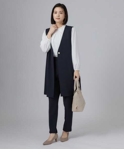SHOO・LA・RUE(シューラルー)の「【セレモニー/通勤/S-3L】カットジョーゼットテーパードパンツ(その他パンツ・レディース・ネイビー/ナチュラル/ブラック・01/02/03/04/05)」の21枚目の写真