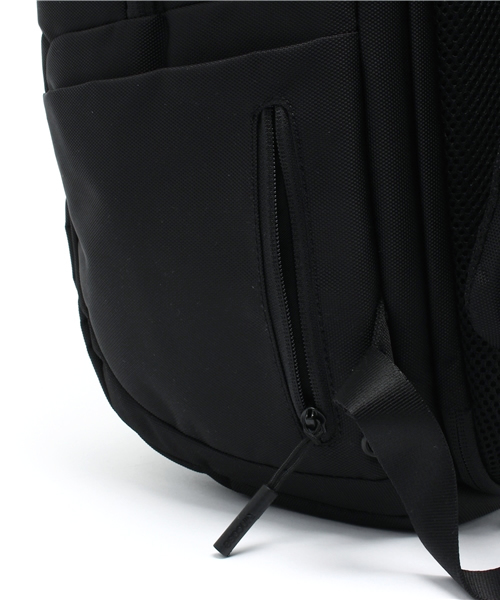 incase（インケース）の「CL58068 DSLR Pro Pack Nylon（バックパック/リュック・メンズ・ブラック・ONE SIZE）」の14枚目の写真
