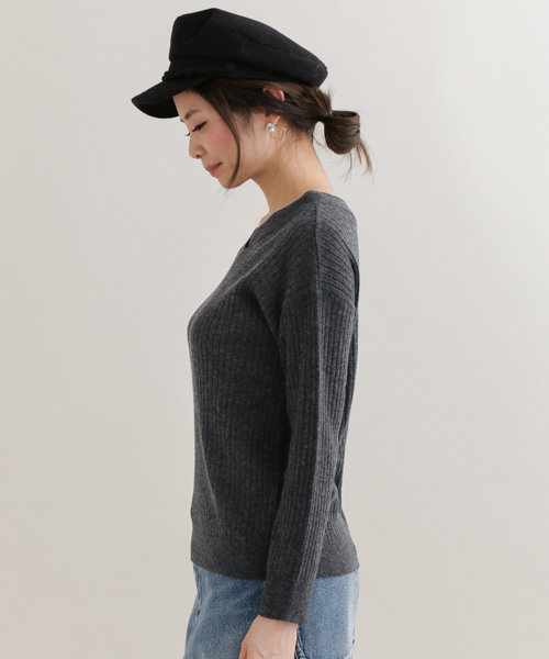 URBAN RESEARCH Sonny Label（アーバンリサーチサニーレーベル）の「Sonny Label ｳｫｯｼｬﾌﾞﾙVﾈｯｸﾆｯﾄﾌﾟﾙｵｰﾊﾞｰ（ニット/セーター・レディース・ピンク/オフホワイト/チャコールグレー・FREE）」の6枚目の写真