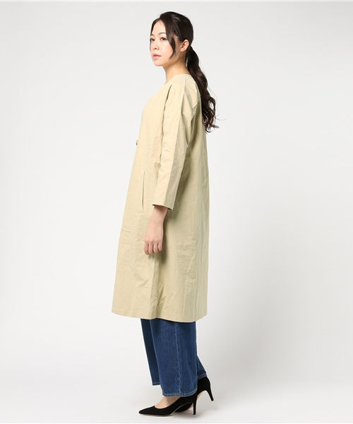 MERLOT（メルロー）の「スカラップV開きノーカラーコート5786（ノーカラージャケット・レディース・ベージュ/カーキ/ライトブルー・FREE）」の6枚目の写真