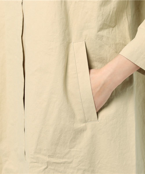 MERLOT（メルロー）の「スカラップV開きノーカラーコート5786（ノーカラージャケット・レディース・ベージュ/カーキ/ライトブルー・FREE）」の12枚目の写真