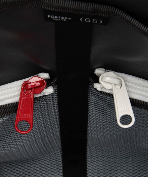 PORTER(ポーター)の「PORTER×B印 YOSHIDA (GS) / 別注 HOLD トート(L)(トートバッグ・メンズ・グレー/ブラック/ワイン/オリーブ/ネイビー・ONE SIZE)」の11枚目の写真