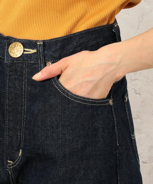 Lee（リー）の「[別注]CB LEE(リー)×GLR ハイウエスト テーパード デニムパンツ ◆（デニムパンツ・レディース・ブラック/ネイビー・MEDIUM/SMALL）」の11枚目の写真